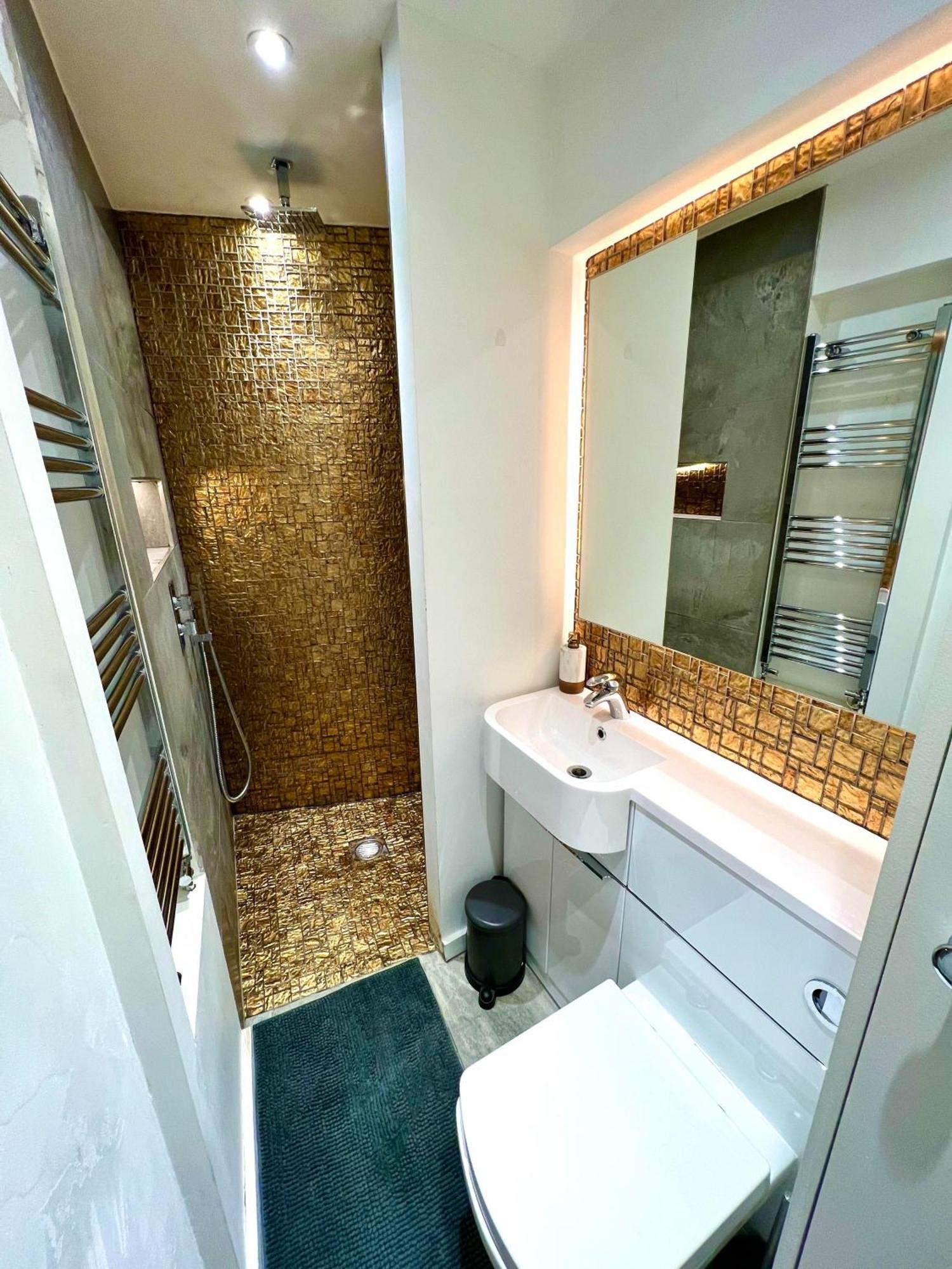 Modern Studio Apartment With Free Wifi London Exteriör bild